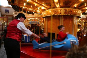 Lire la suite à propos de l’article Des stages d&rsquo;été artistiques et ludiques en collaboration avec Youpla Events à Ath