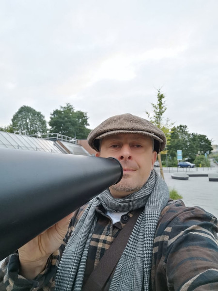 Crieur public ou bonimenteur