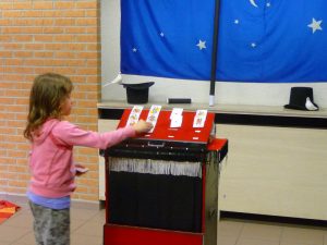 Lire la suite à propos de l’article Stage de Carnaval: Initiation magie à l&rsquo;ULB – Ecole de Magie (Bruxelles)