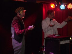 Lire la suite à propos de l’article Spectacle de Clown – Spectacle de Magie – Charleville-Mézières